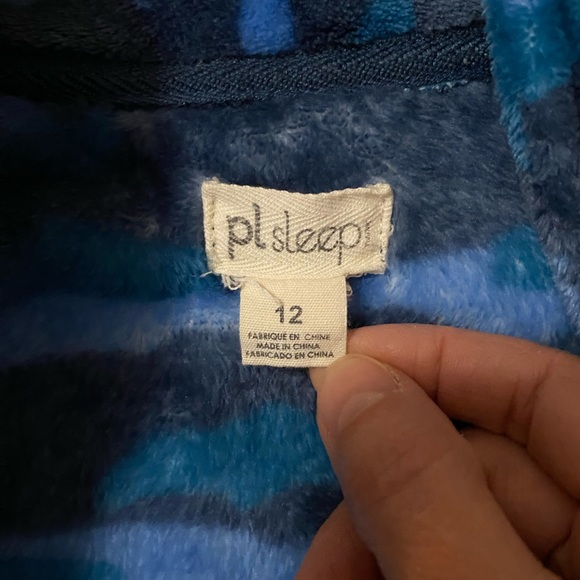 Cozy robe for boys 10-12 years. - Picture 3 of 3